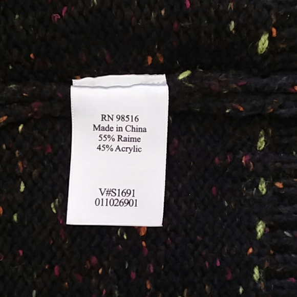 Zip up sweater vest ***3 for $10*** - Picture 6 of 7